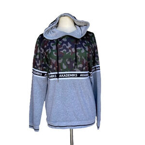 AKADEMIKS Women’s Size L Gray Camo Long Sleeve Pullover Hoodie
